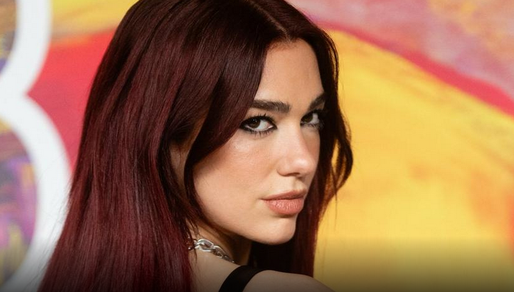 Dua Lipa anuncia el lanzamiento de su pròximo albùm «Optimismo Radical»