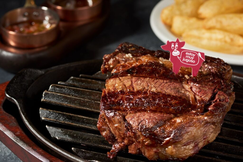 EL RESTAURANT CABAÑA LAS LILAS OBTUVO MEDALLA DE ORO, EL MÁXIMO GALARDÓN EN EL CAMPEONATO MUNDIAL DE CARNES
